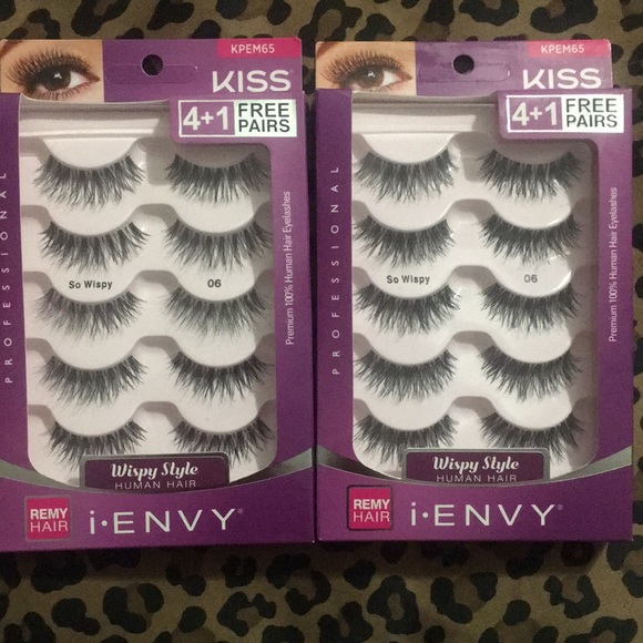 10 pair of Wispy lashes - Picture 1 of 1